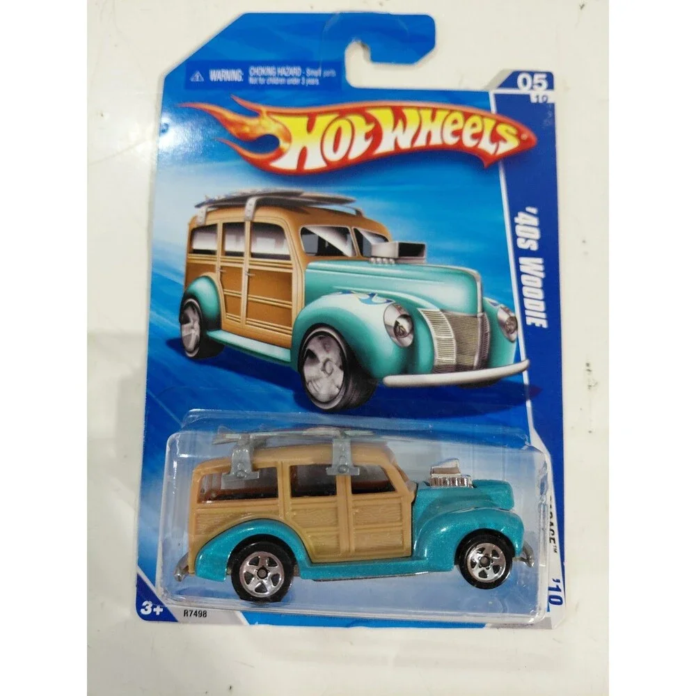 NIP Hot Wheels Garage 2010 1:64 Die Cast 40 Woodie Station Wagon w/Surf Boards